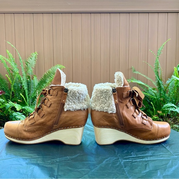 Kelsi Dagger Brown Ankle Boots with Sherpa Cuff and Wooden Heel - Picture 3 of 10